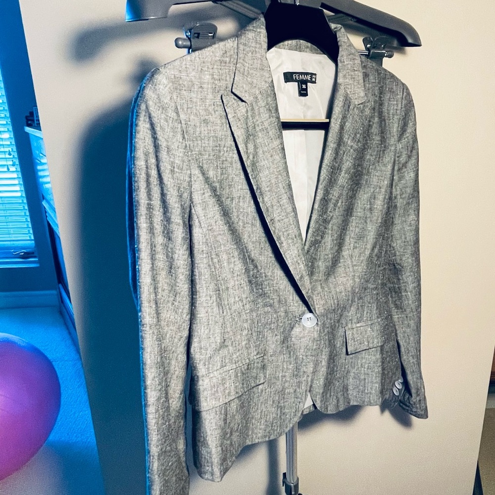 Femme de Carriere Blazer